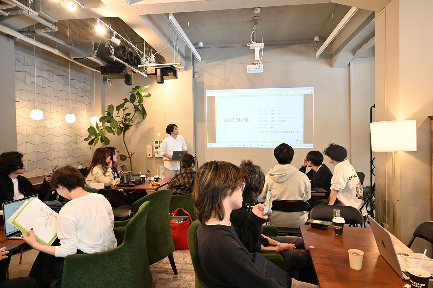 Gallery cce674cc-399a-48c3-bdf5-c00baa649fb7